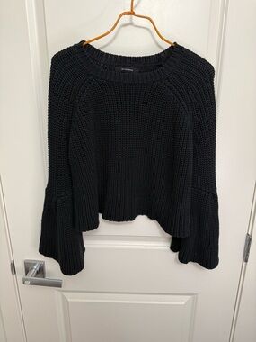 Olivaceous Black Women's Chunky Knit Bell Sleeve Cropped Sweater in size S